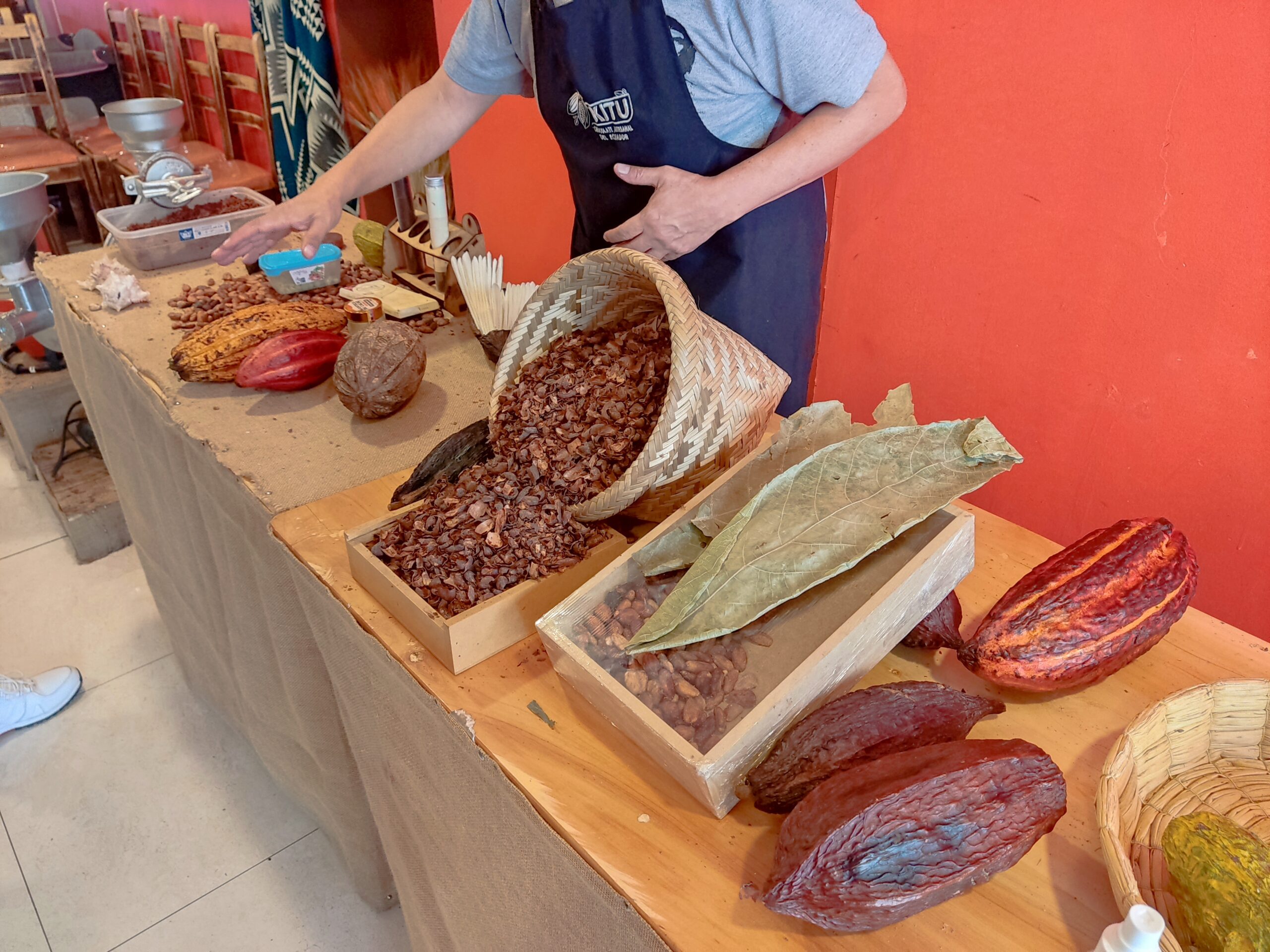 Chocolate artesanal ecuatoriano en el Centro Histórico de Quito
